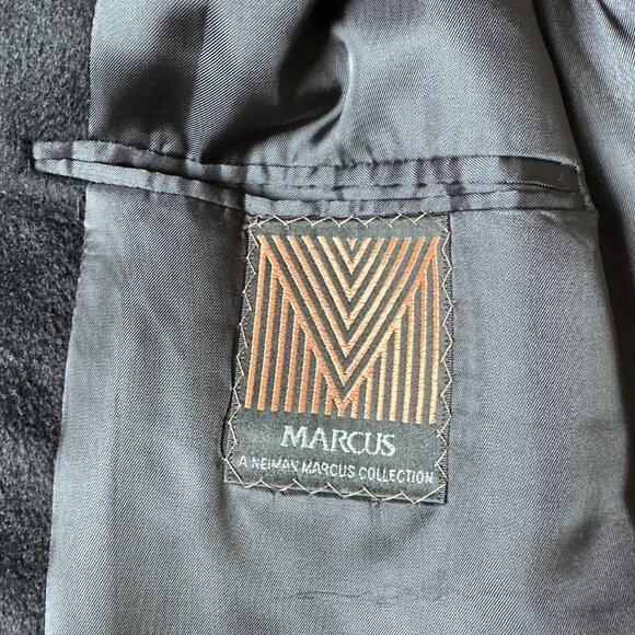 Loro Piana for Nieman Marcus Cashmere Full Length Black Overcoat (Men's 38-39R) - Picture 8 of 9